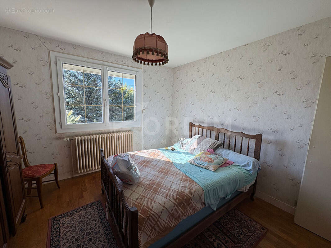 Maison à POILLY-SUR-SEREIN