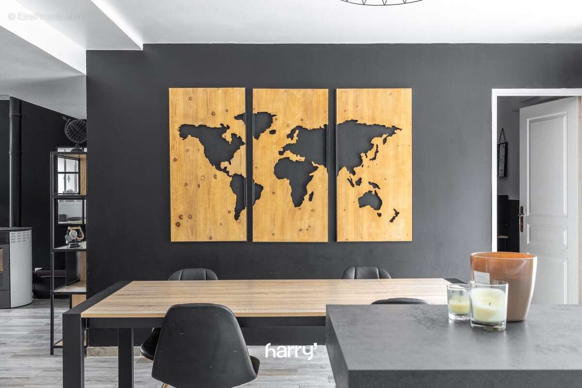 Maison 211 m² à Jougne  - photo 7
