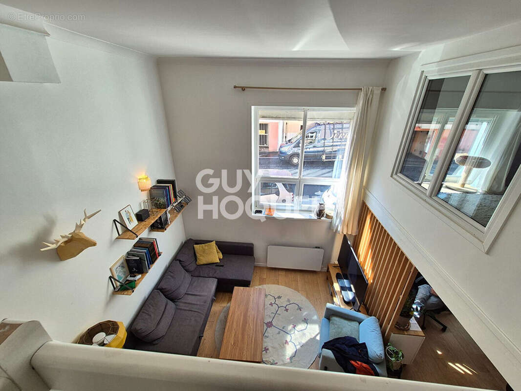 Appartement à OULLINS