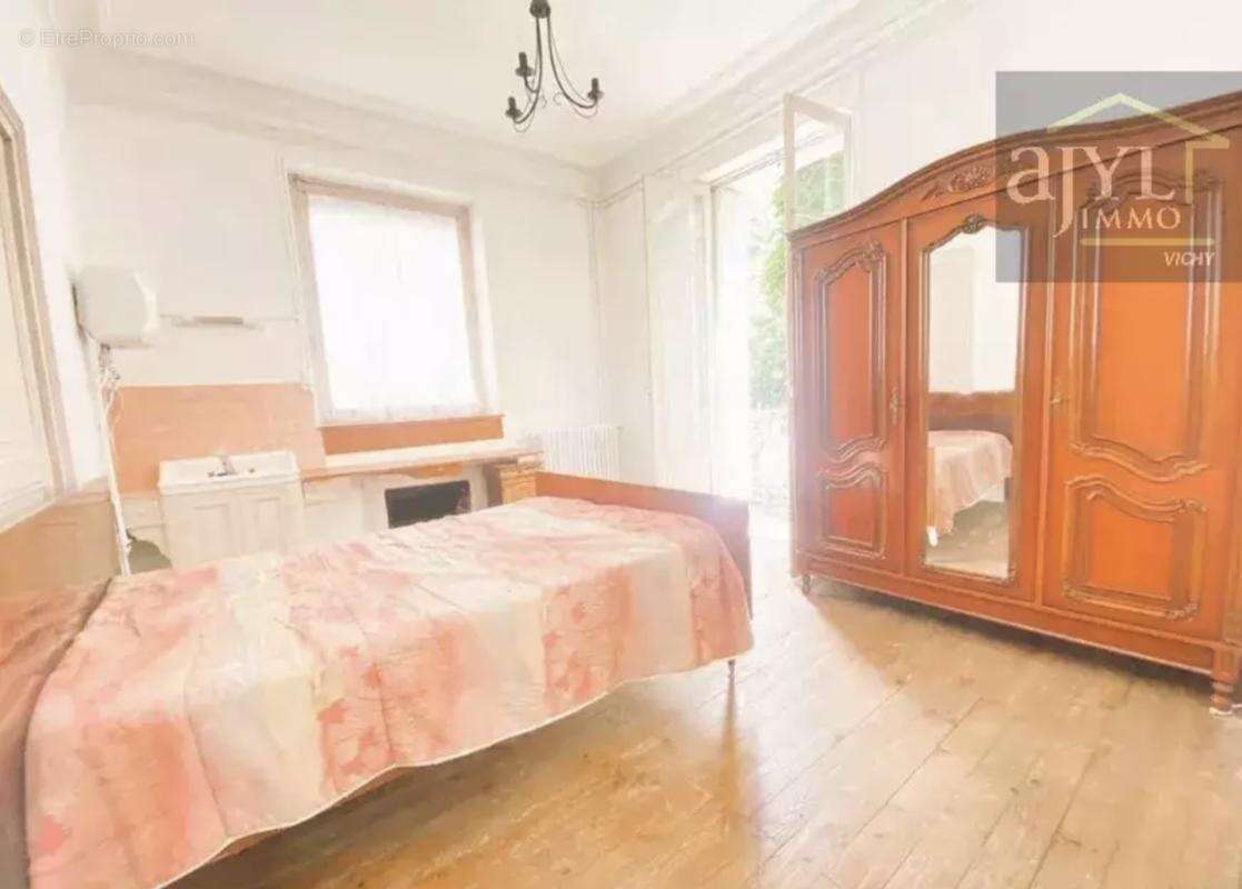 Appartement à VICHY