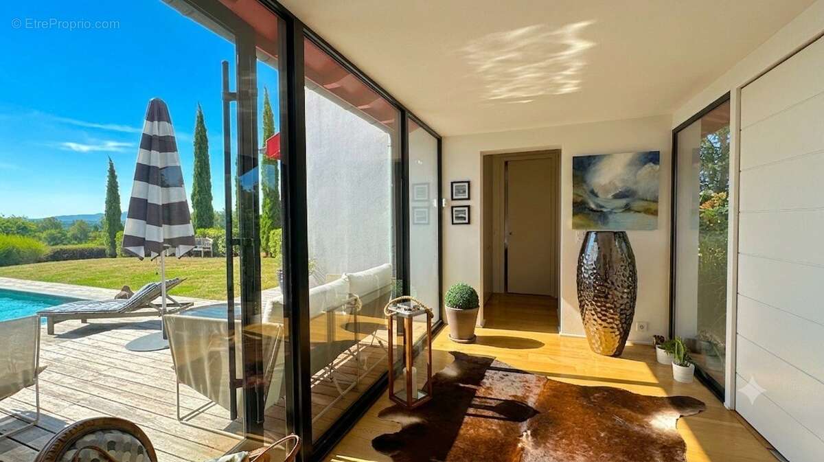 Arcangues  villa  d'architecte  vue panoramique sur les pyrénées - photo 11