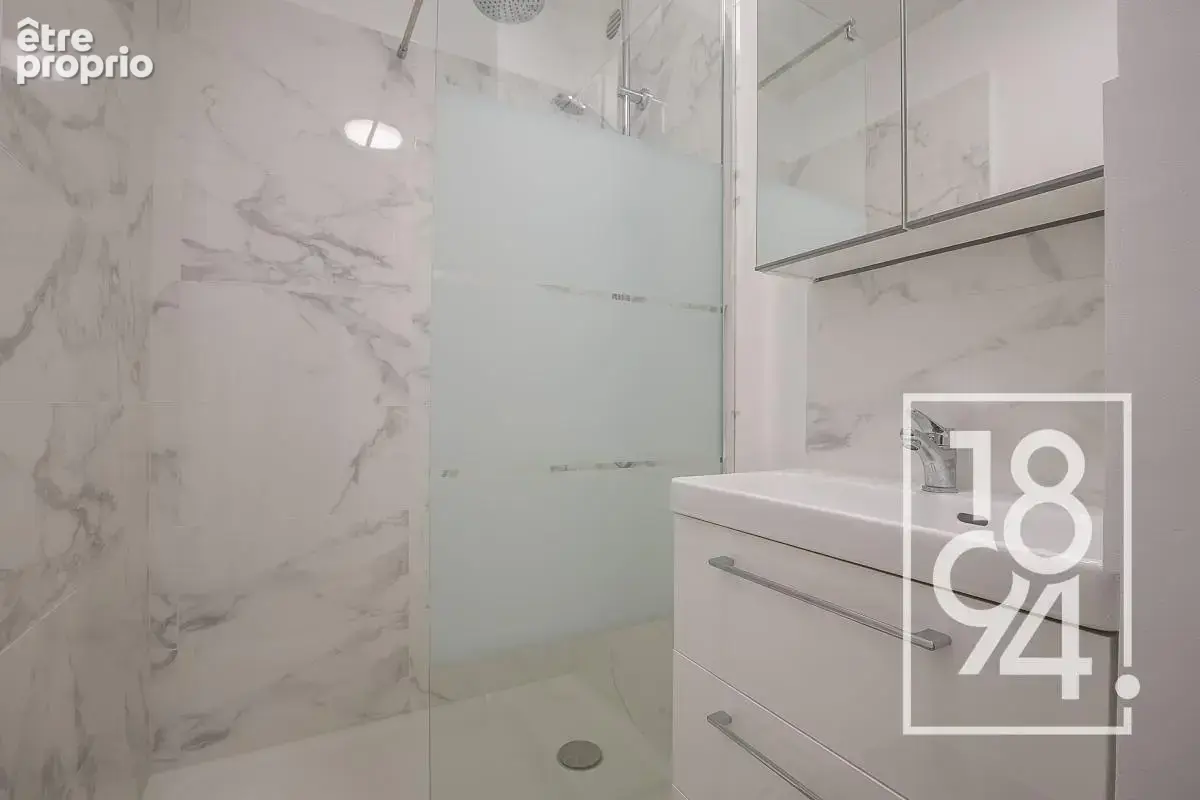 Investisseurs ! studio refait a neuf loué dernier étage ascenseur la capelette 13010 - photo 8