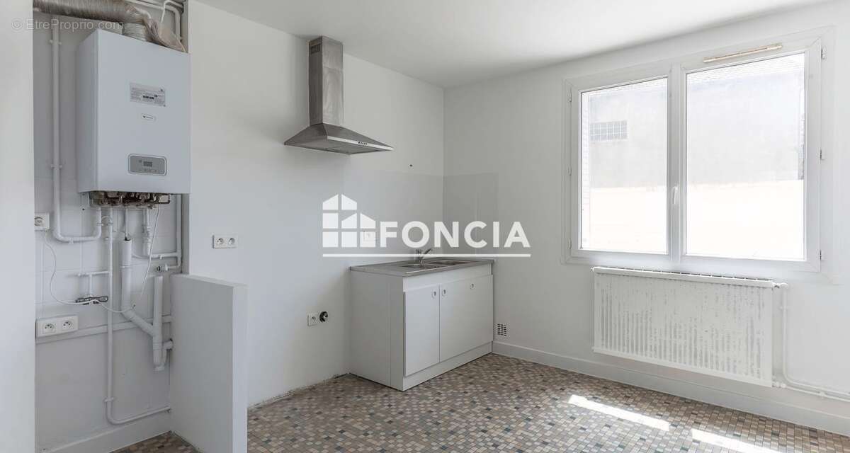 Une belle opportunité à Valence : un appartement qui a tout pour devenir votre coup de cœur ! - photo 3