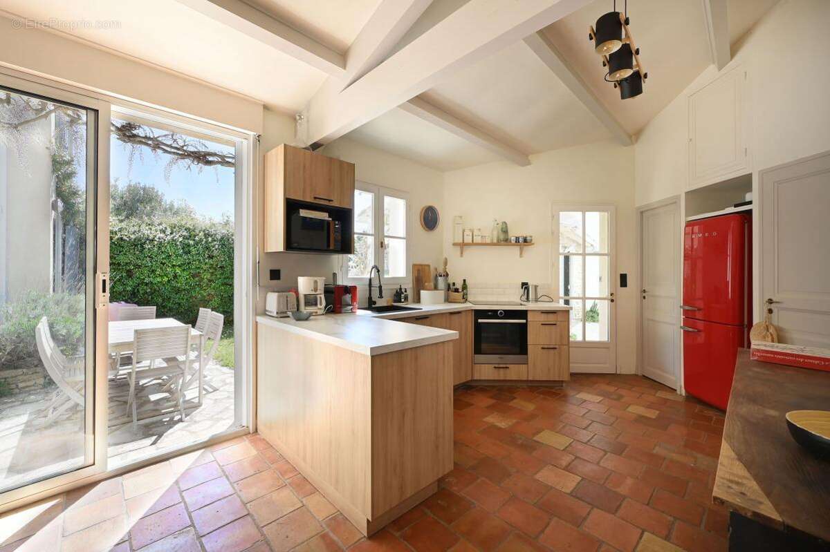 Maison à LES PORTES-EN-RE