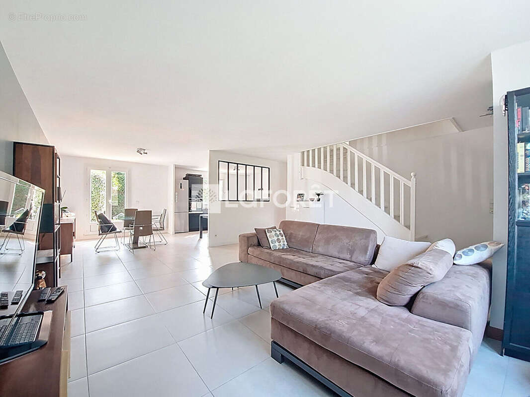 Maison à VERNOUILLET