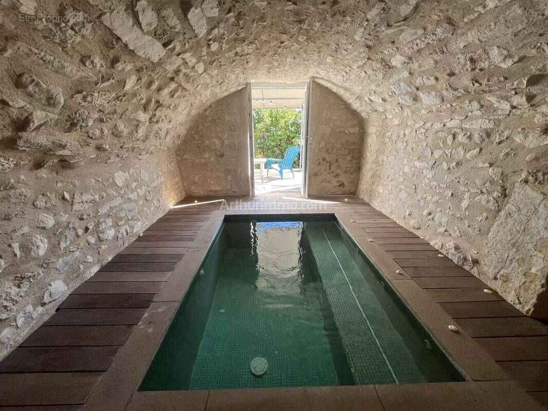 Maison à LOMPNAS