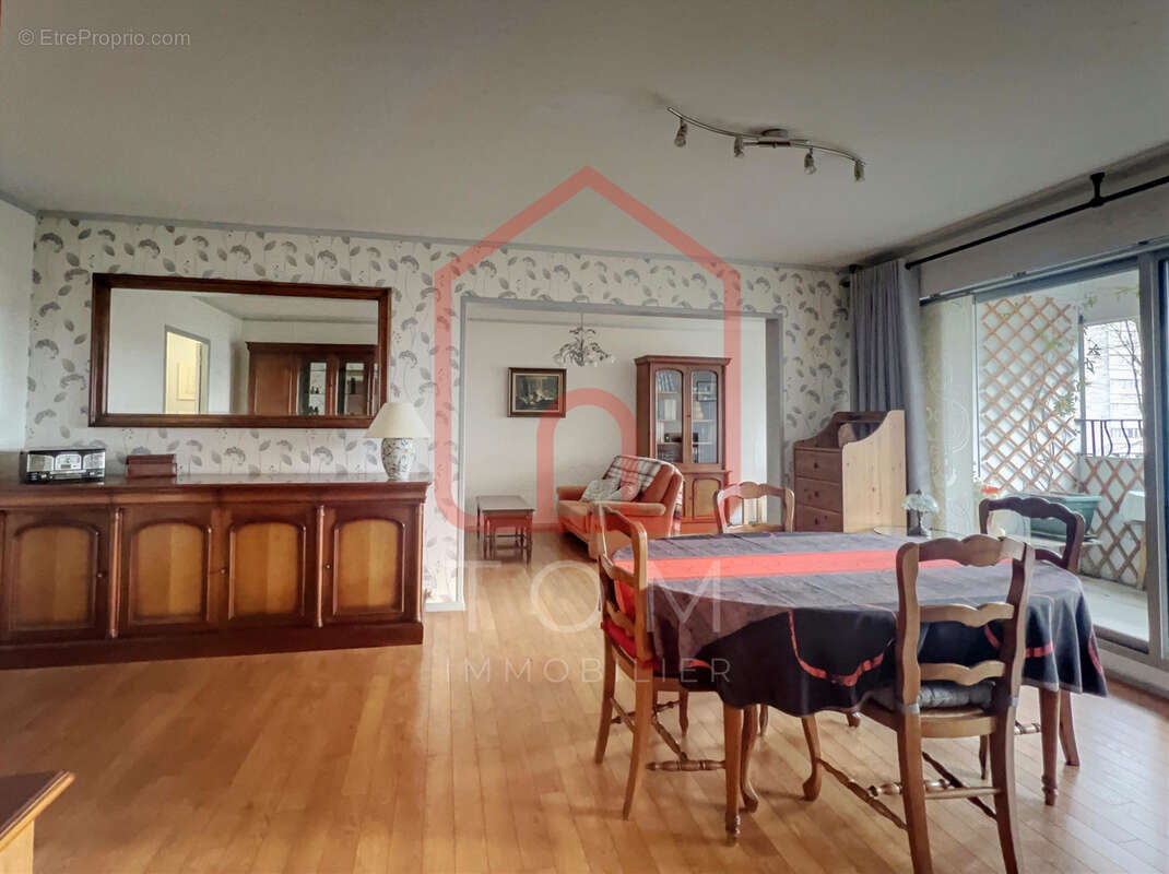 Appartement à MONS-EN-BAROEUL