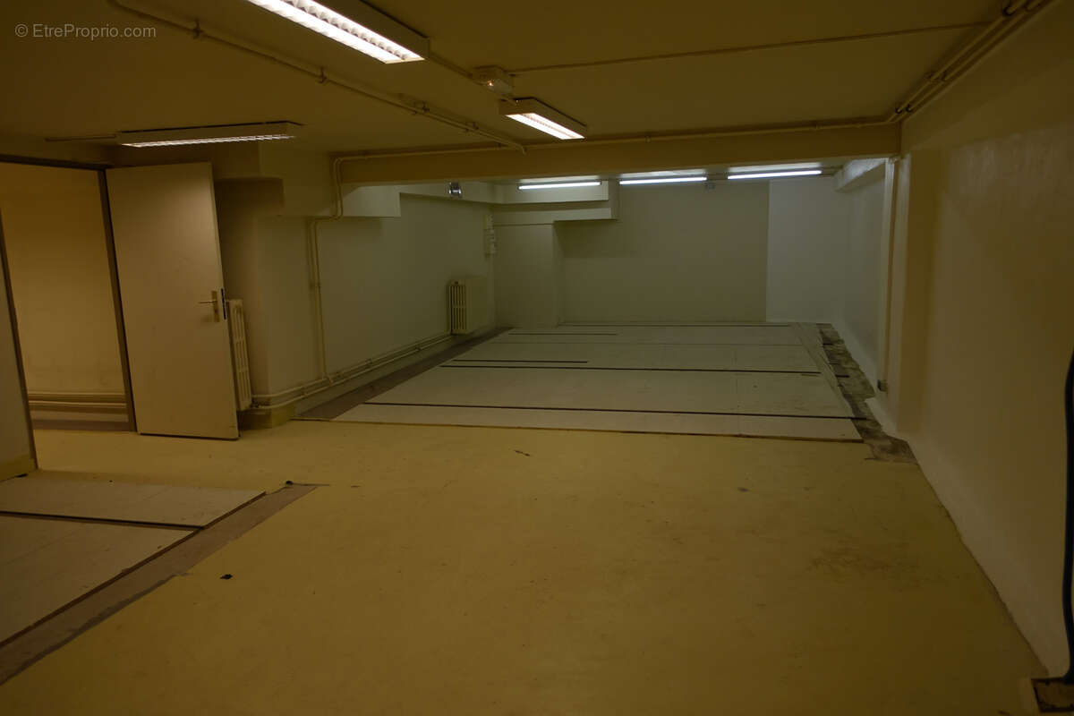 Entrepot sur 2 niveaux - paris 12 - photo 5