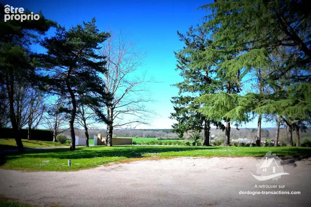Entrée de la propriété