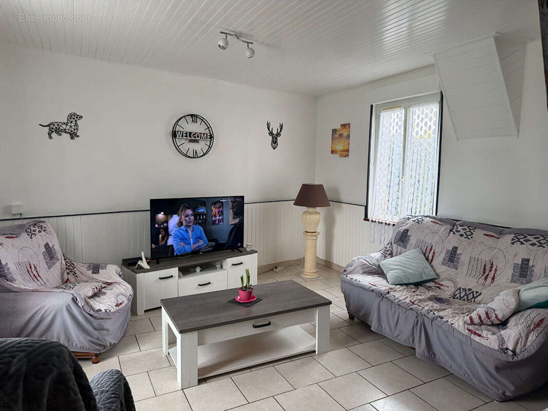 Maison à LA NEUVILLE-BOSMONT