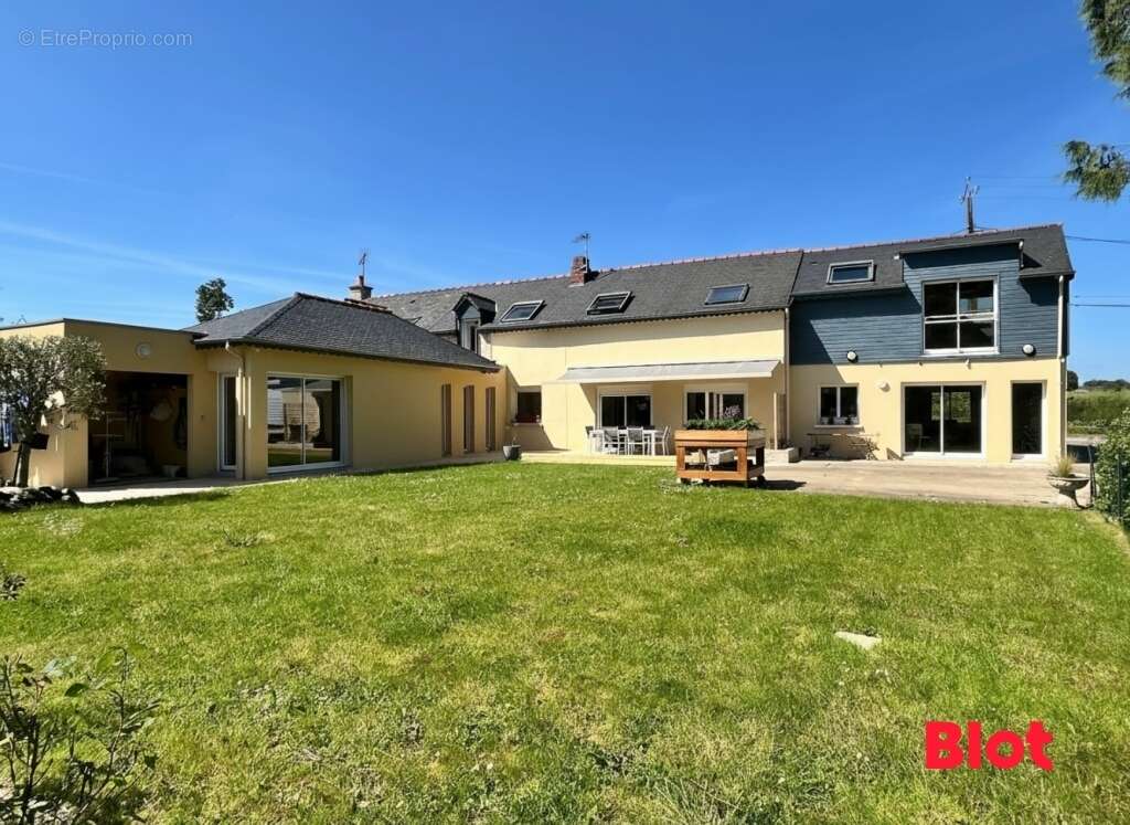 Maison à LA MEZIERE