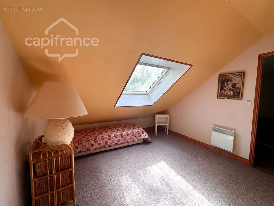 Maison familiale de 225 m² avec dépendance sur 3 022 m² - Domaine de Carheil à Plessé - photo 35