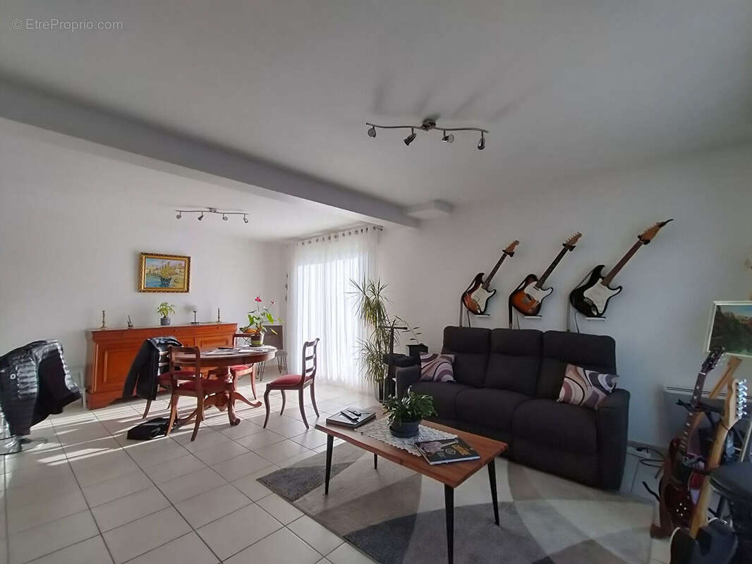 Maison à DOL-DE-BRETAGNE