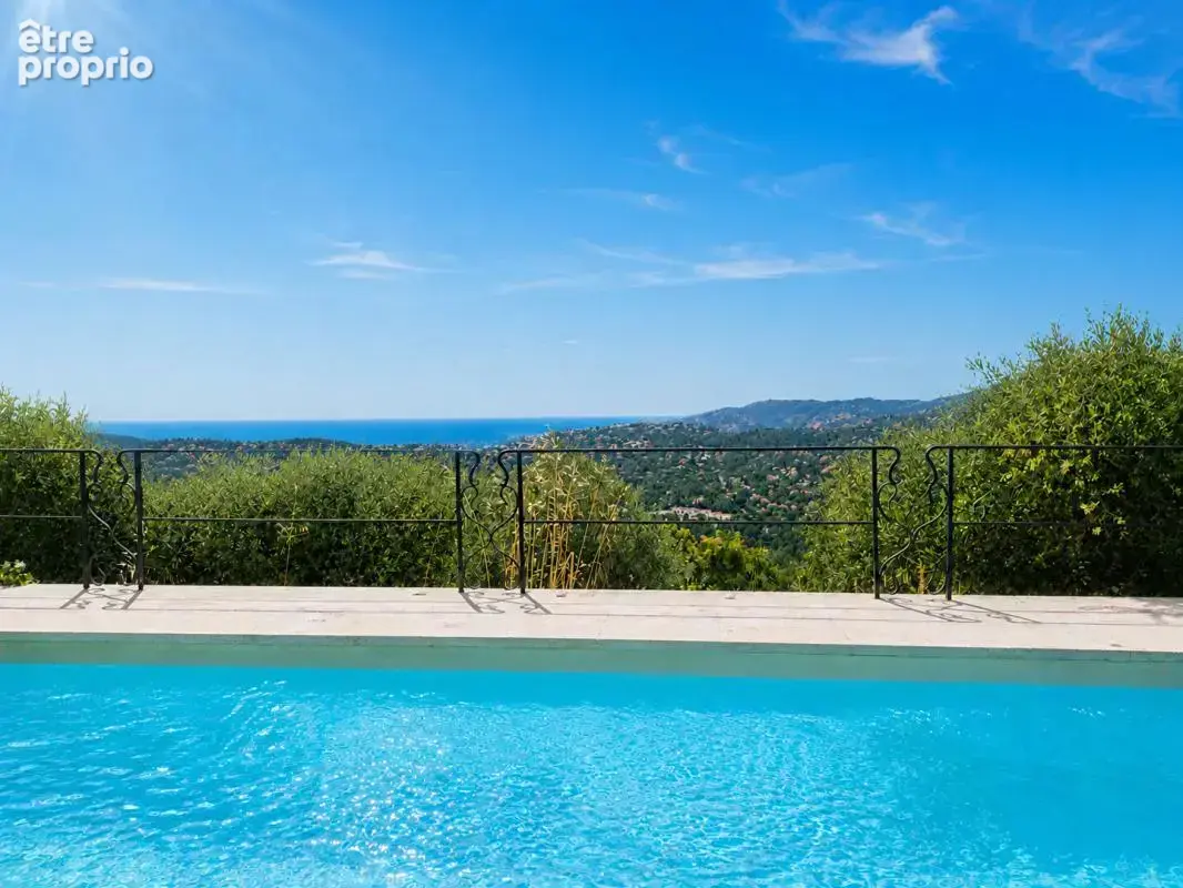 Superbe villa vue mer à 180° proche du village - photo 3