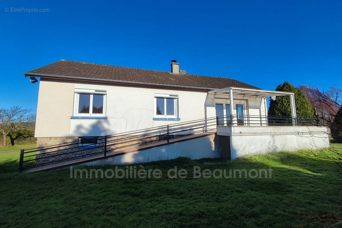 Maison à BEAUMONT-LE-ROGER