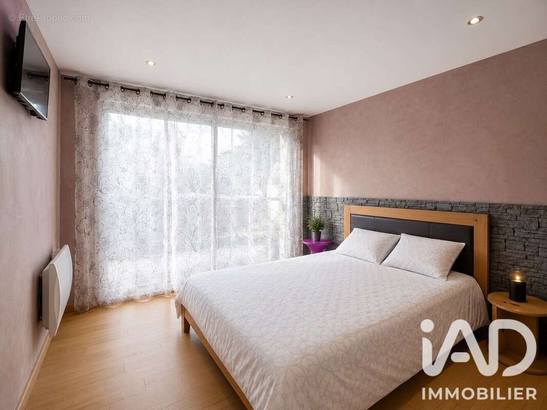 Maison 154 m² à Erce-Pres-Liffre  - photo 3