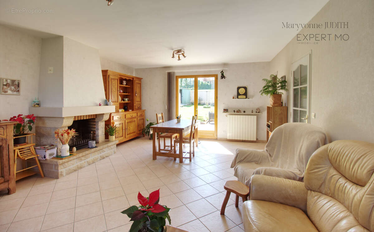 Maison à VILLIERS-SUR-MORIN