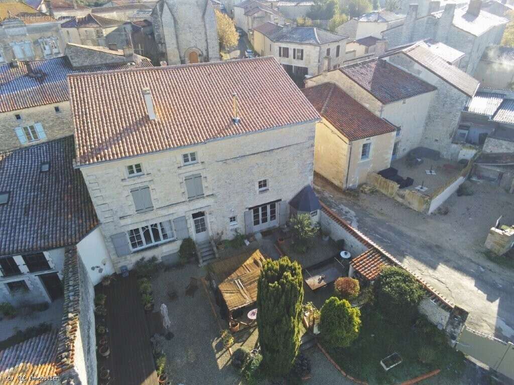 Magnifique Maison de Village 8 Minutes d'Aigre - photo 64