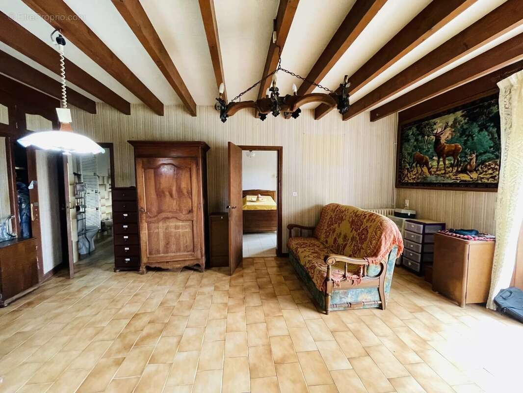 Maison à BRIE-SOUS-BARBEZIEUX