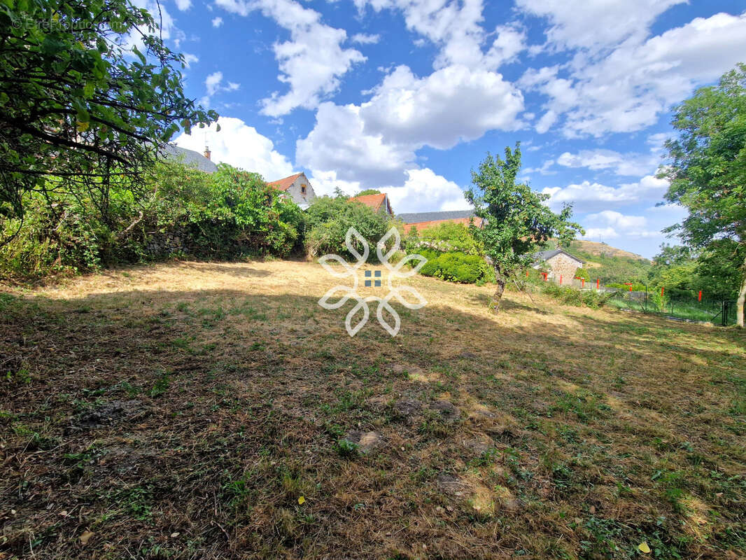 Maison de campagne avec dépendances et terrain de 1 193 m2 à Laurie - photo 27