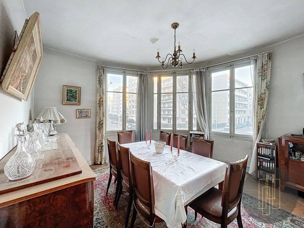 Appartement à LYON-7E