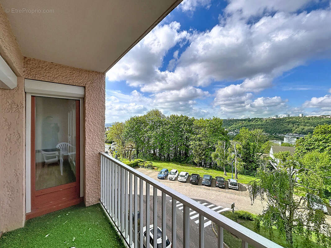 Appartement à DEVILLE-LES-ROUEN