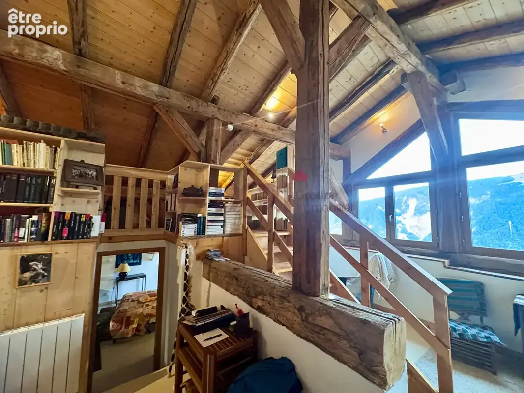 Maison de village rénovée de 162m² - photo 6