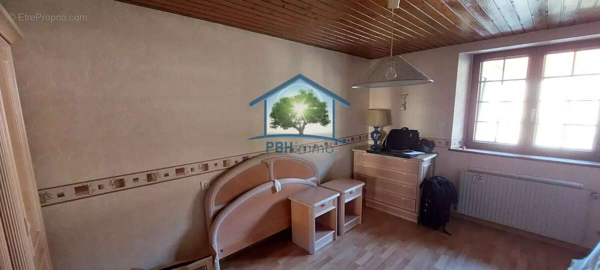 Maison à FRESSE-SUR-MOSELLE