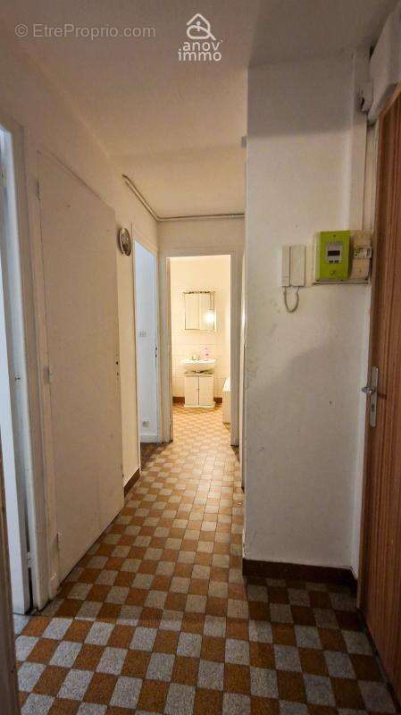 Appartement à SAINT-MARTIN-D'HERES