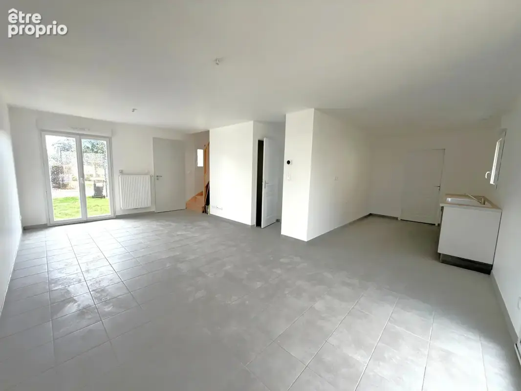 Maison neuve 3 chambres à 2 mn d'Anet Accès rapide N12 et A13 - photo 3