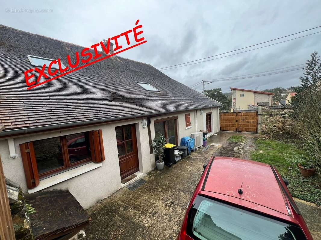 Maison à SAINT-CHERON