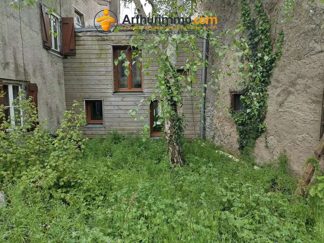 Maison à QUIRBAJOU