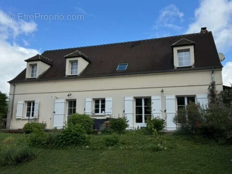 Maison à SENLIS