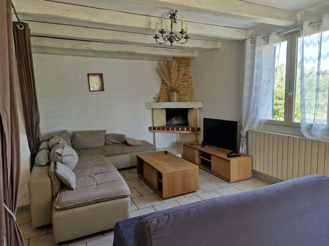 Maison à SAINT-JEAN-DU-PIN