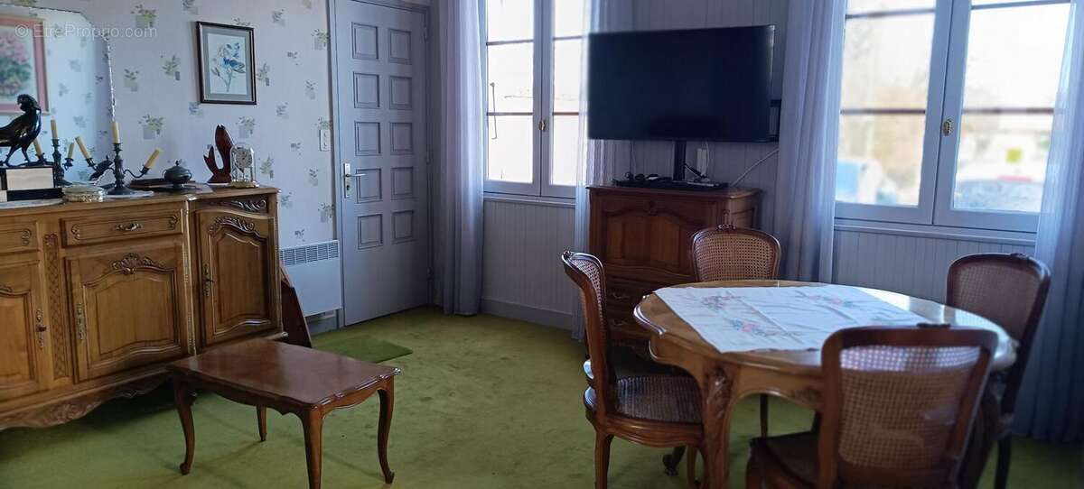 Maison à SURGERES
