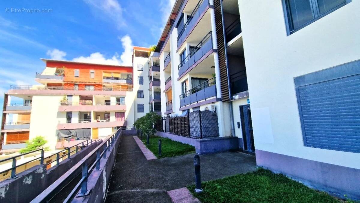 Appartement à SAINT-DENIS