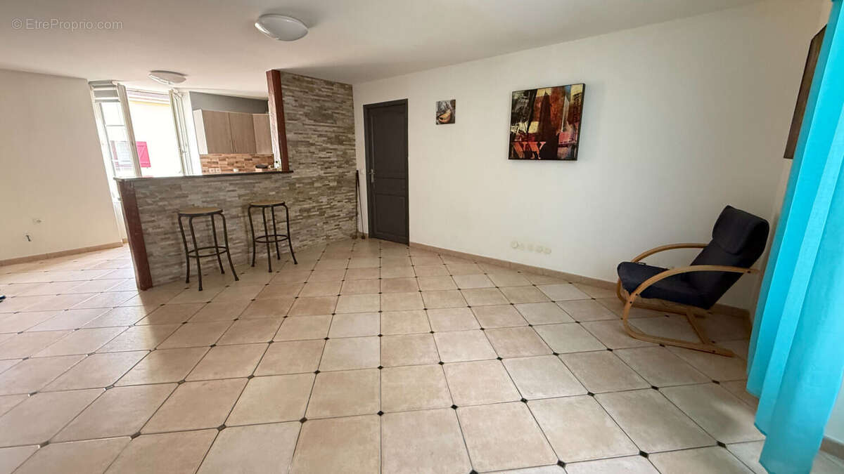 Appartement à BRIE-COMTE-ROBERT