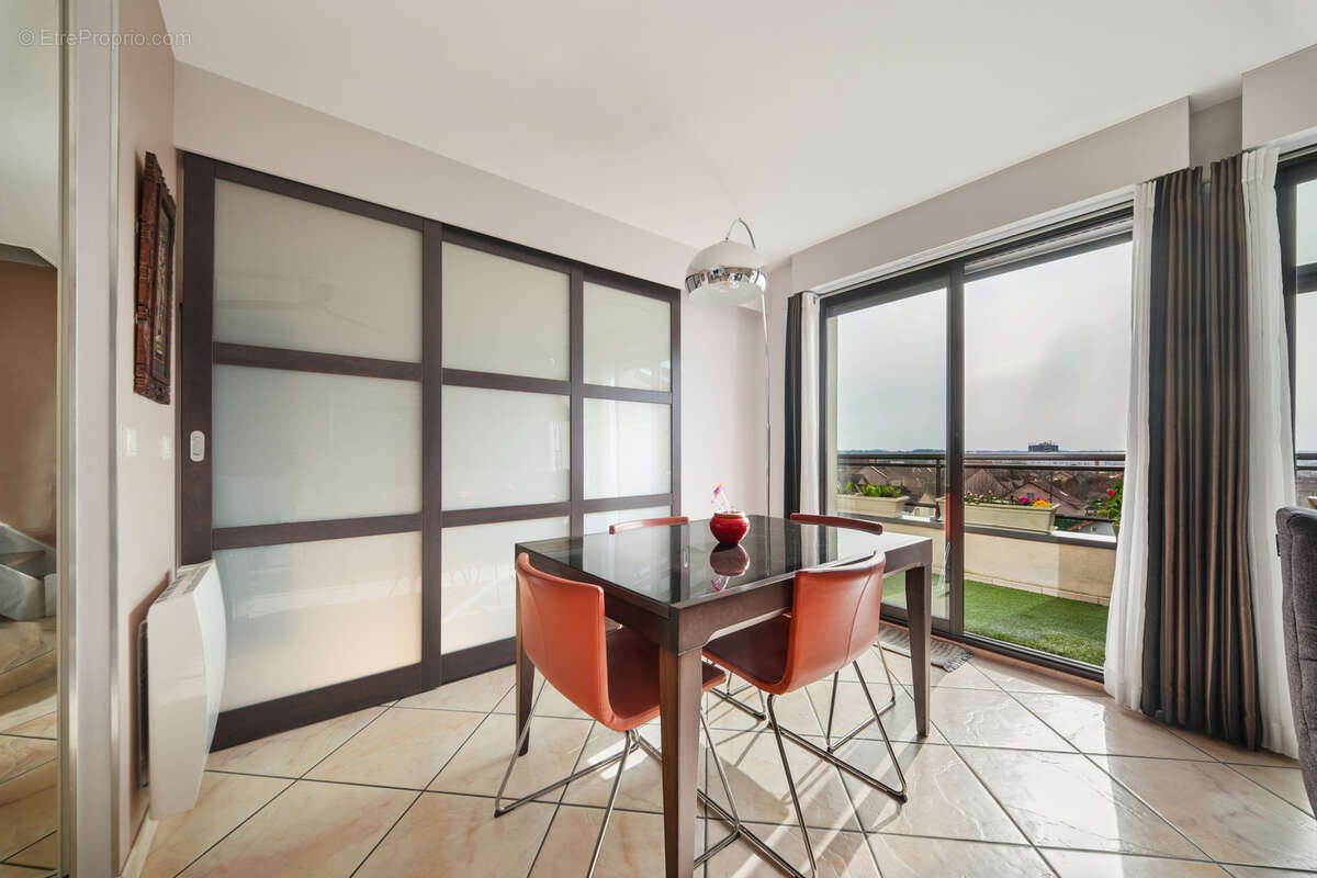 Appartement à SAVIGNY-SUR-ORGE