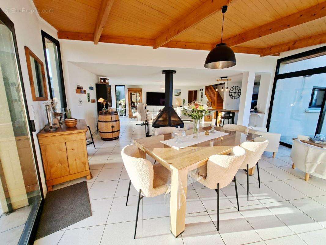 Maison à LOCQUIREC