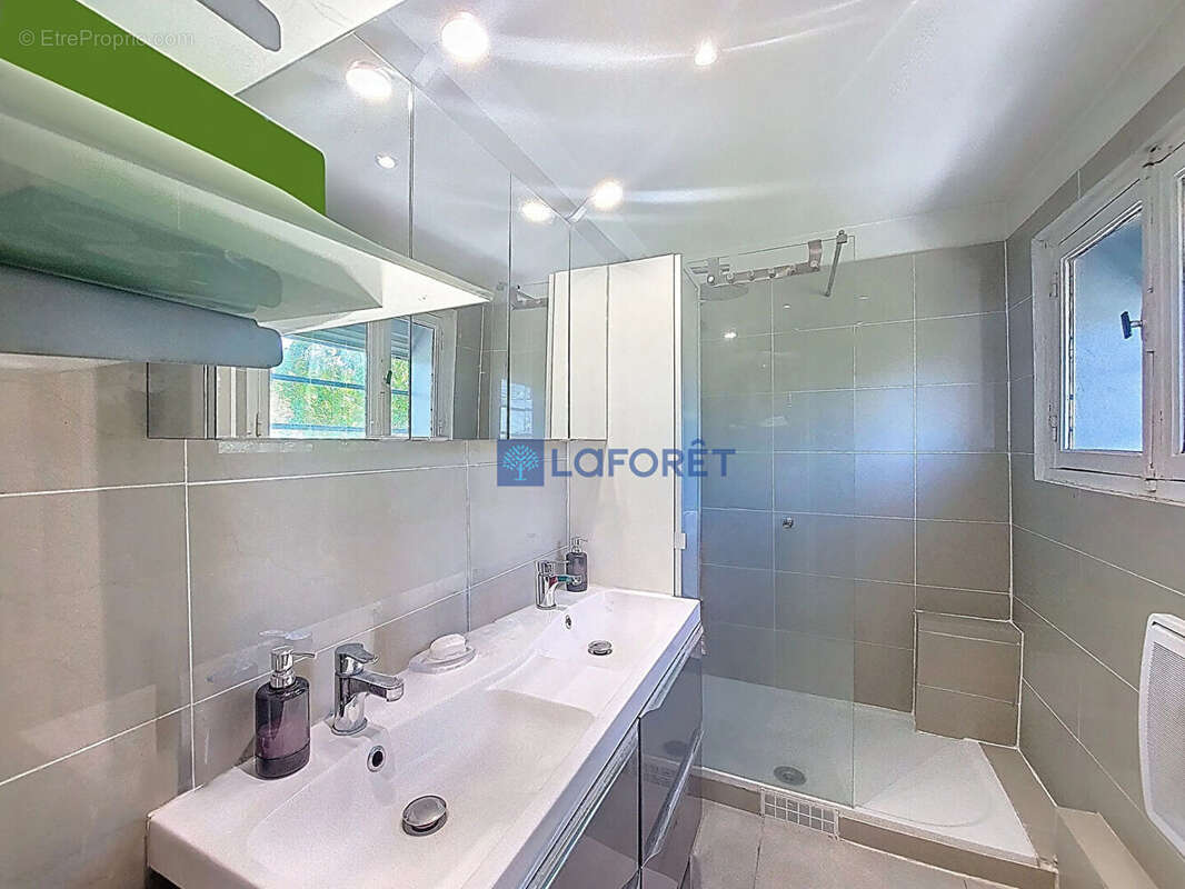 Maison à BERTAUCOURT-EPOURDON