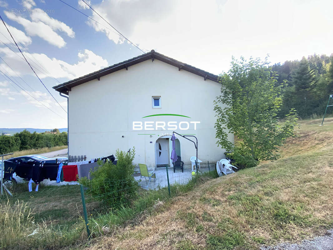Maison familiale à la campagne sur l'axe Besançon - Pontarlier - photo 2