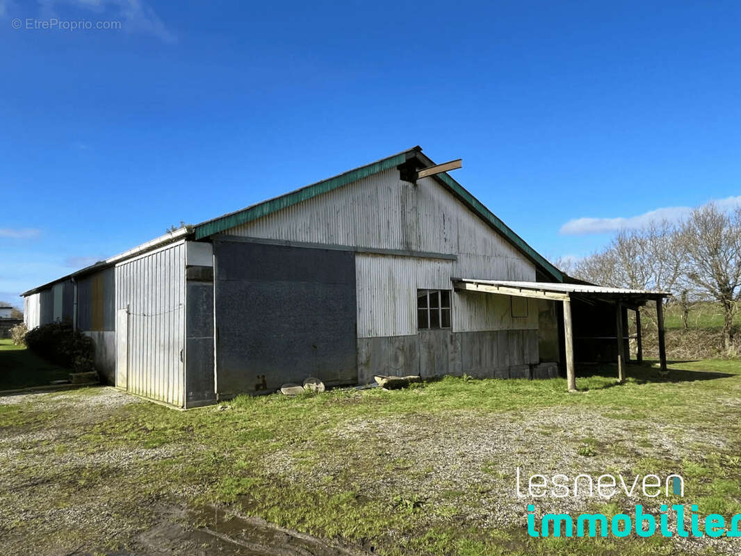 Maison à SAINT-MEEN