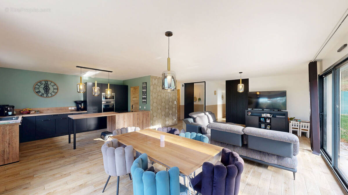 Maison à FONTAINE-LA-MALLET