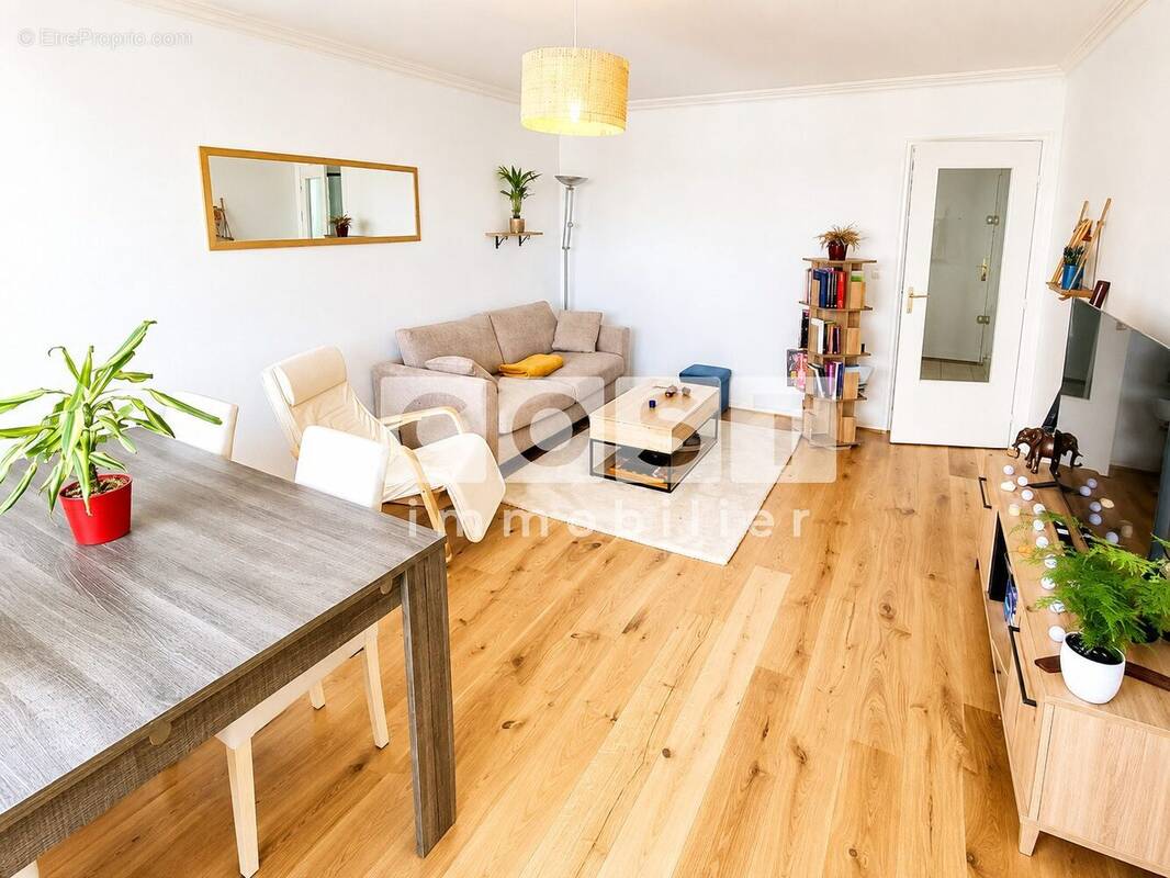 Appartement à ASNIERES-SUR-SEINE