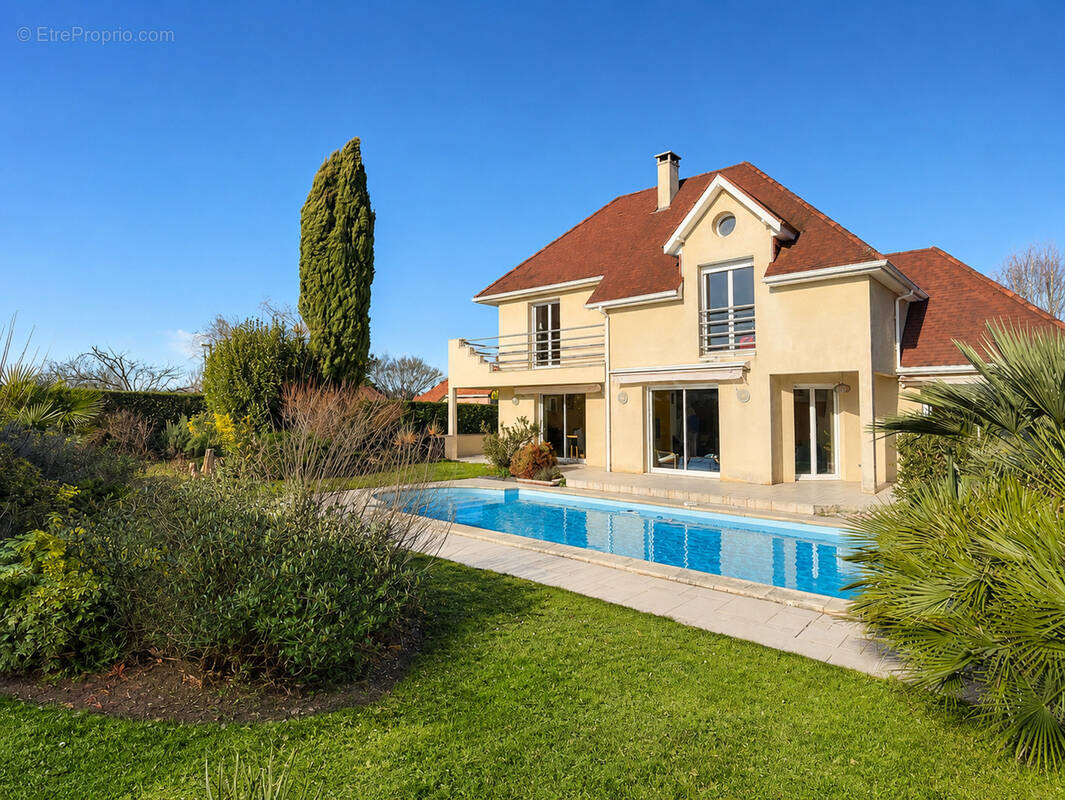 Maison à IDRON