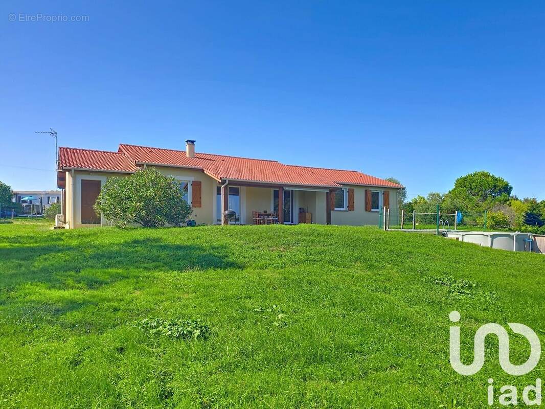 Photo 1 - Maison à SARAMON