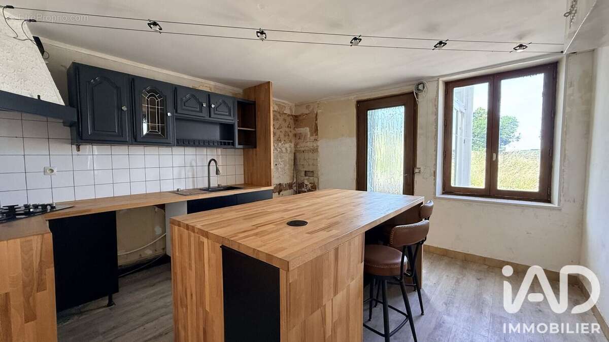 Photo 4 - Maison à VAUX-LES-MOURON