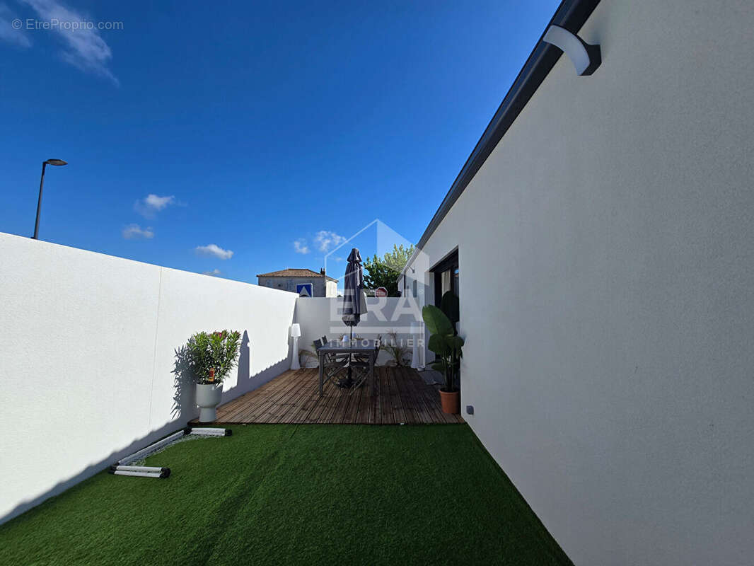 Maison à ANAIS