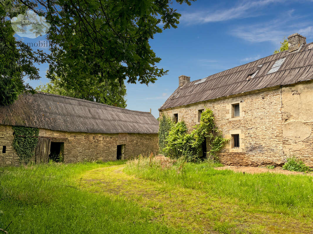 Maison à MELGVEN
