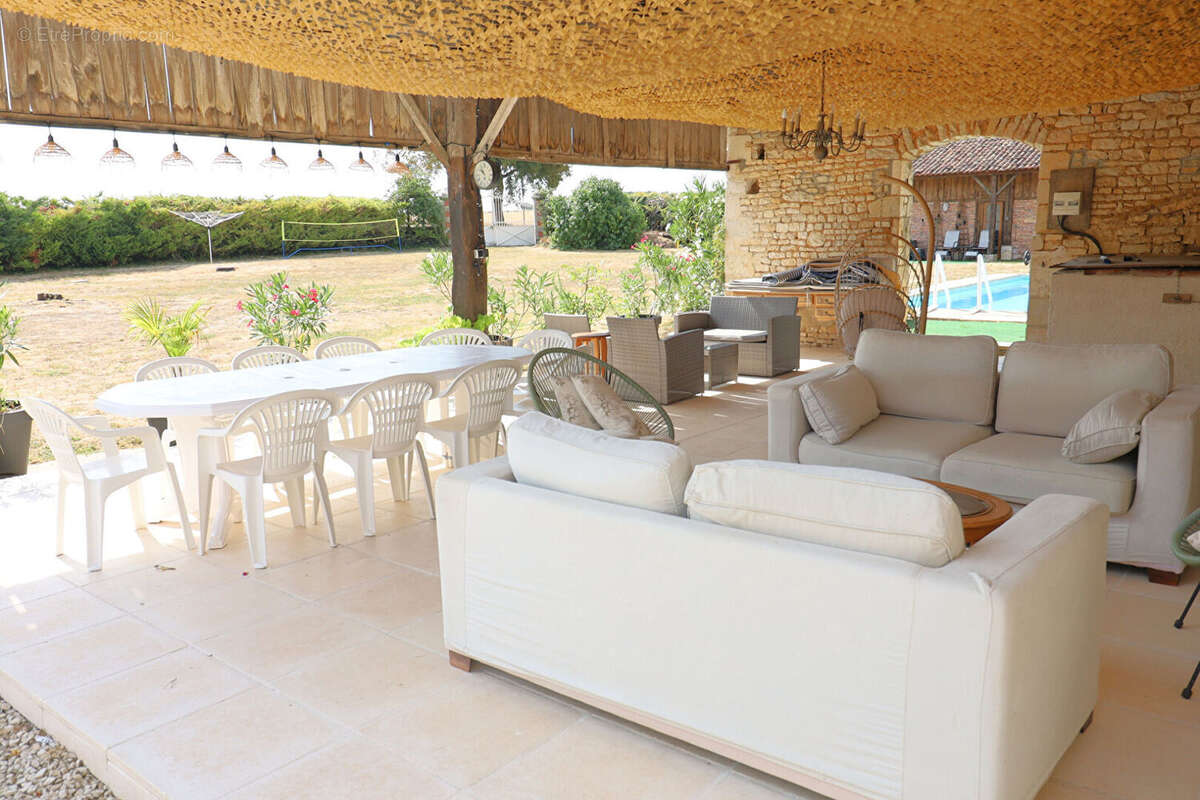 Maison Barbezieres - photo 6